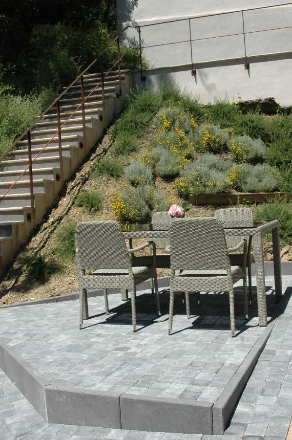 Les Jardins De Soulane B&B - Adults Only Belcastel-et-Buc Exterior photo